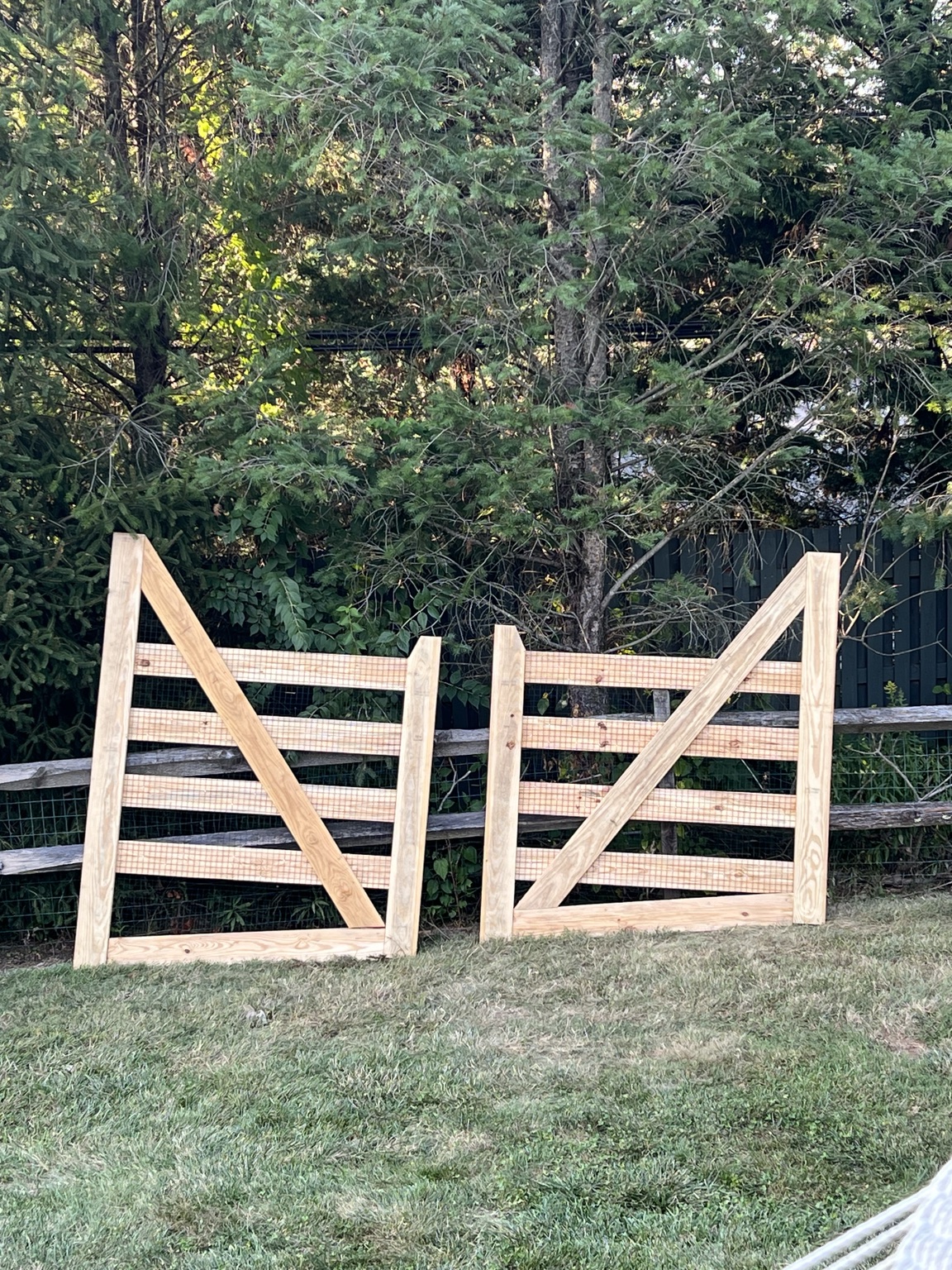 Custom Double Gate & Fence project photo 1