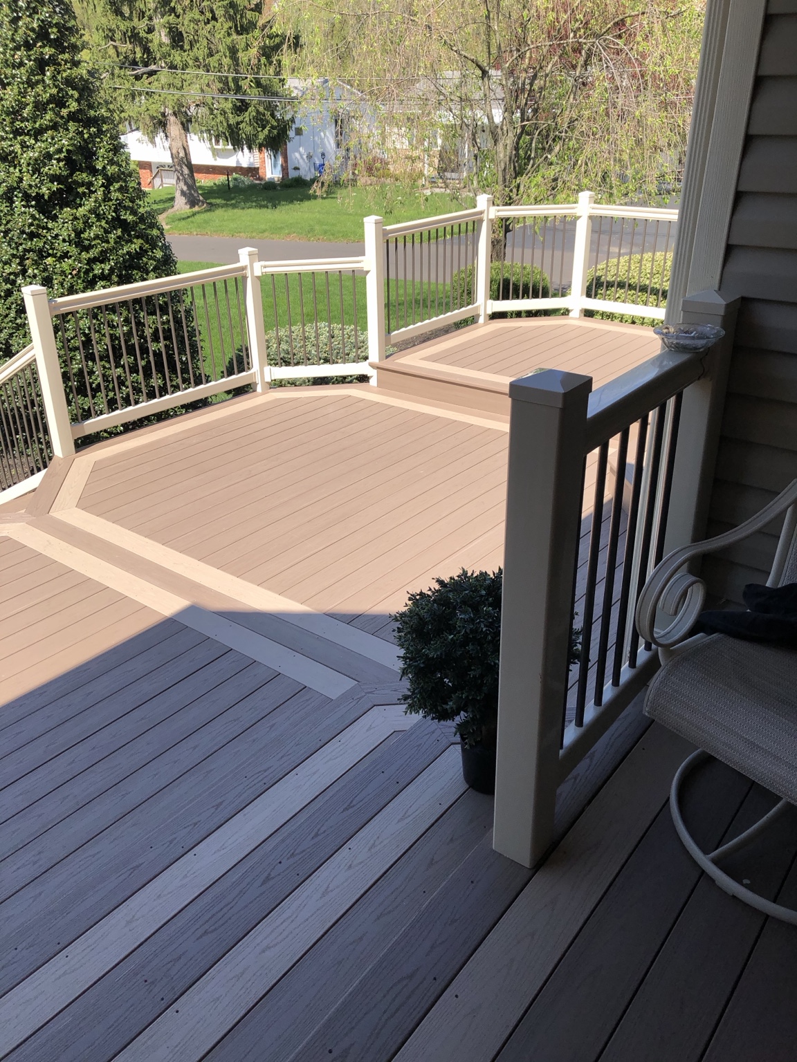 Multi-Level Composite Deck project photo 1