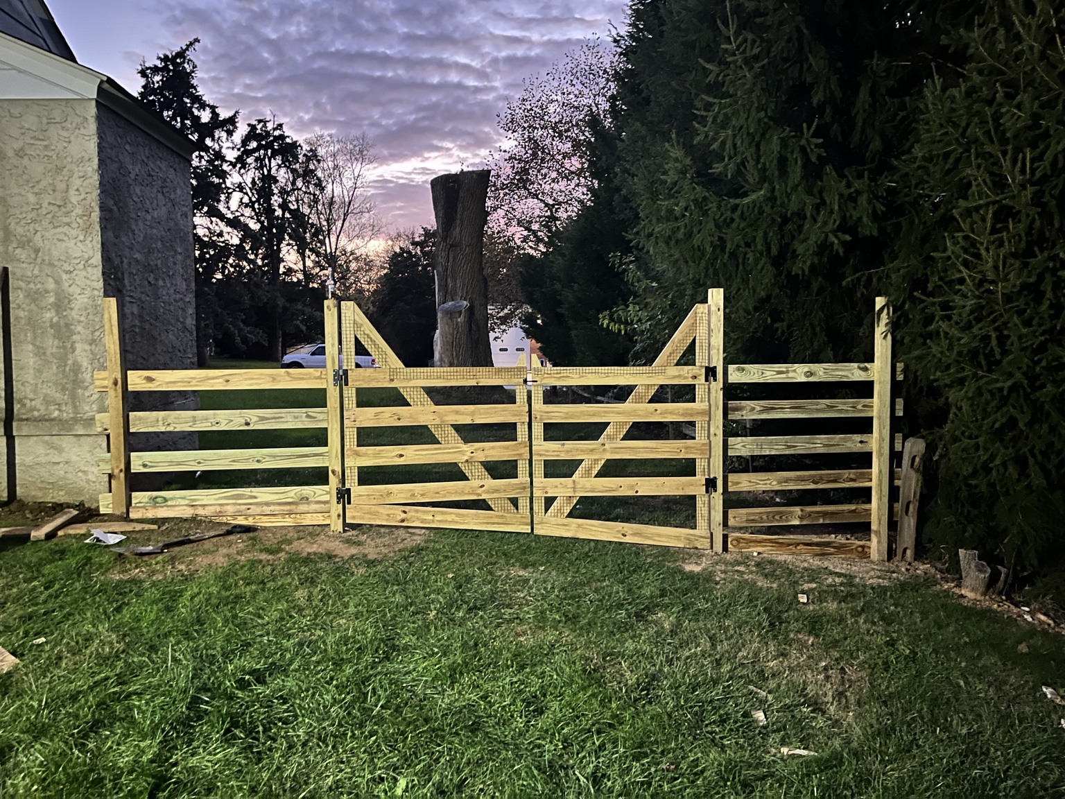 Custom Double Gate & Fence project photo 3