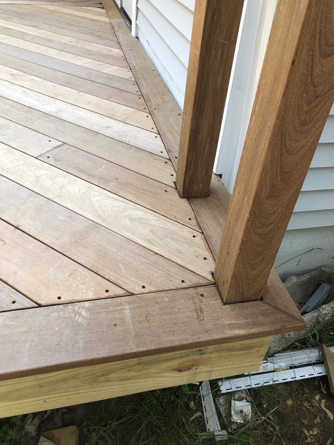 Custom Patterned Wood Deck project photo 2