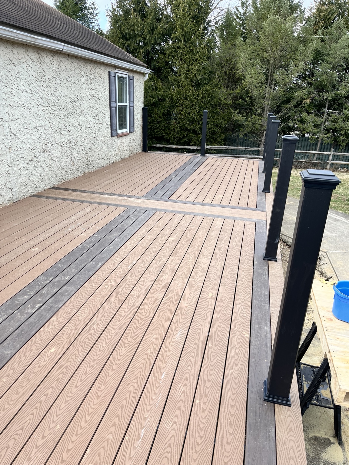 Two-Tone Composite Deck project photo 2